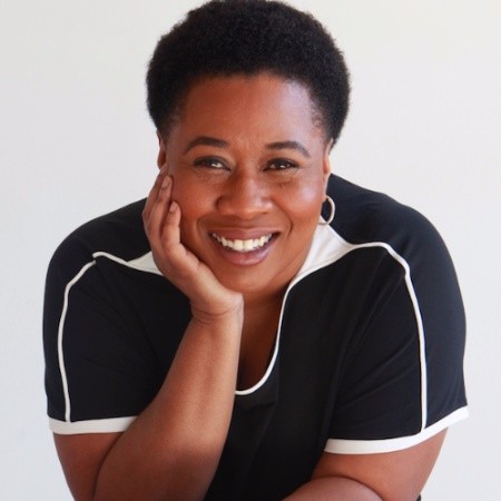 Shandra Williams Headshot