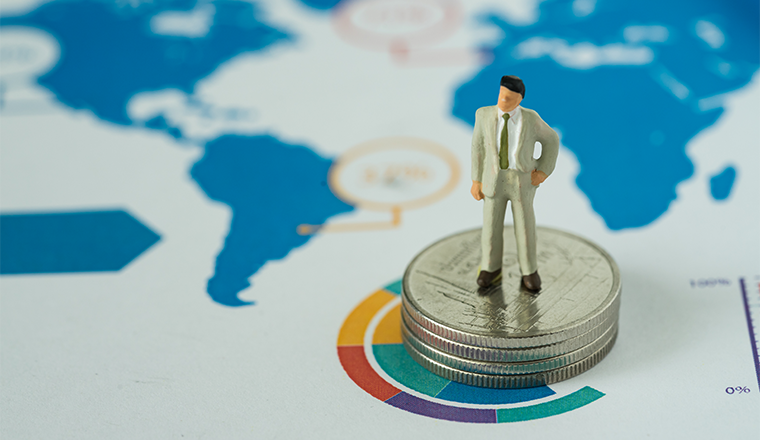business-value-of-a-crm-infographic-1
